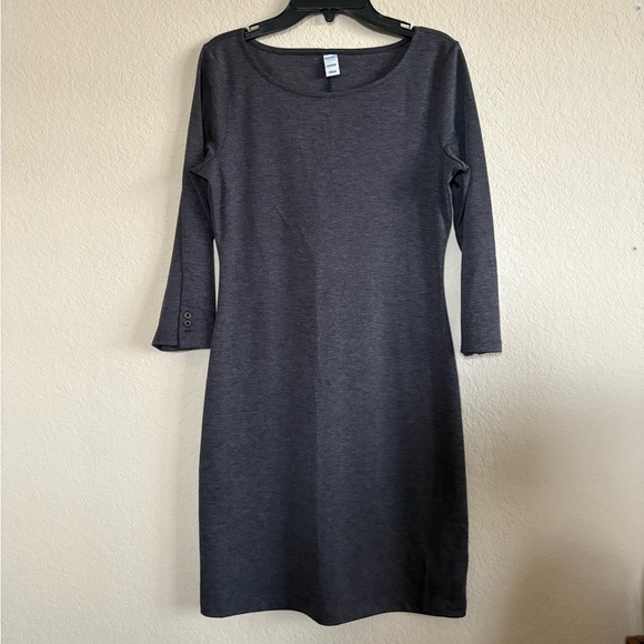 Old Navy Dresses & Skirts - Old Navy Charcoal Long Sleeve Dress